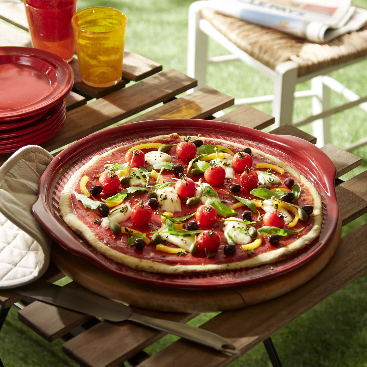Emile Henry Pizzastein mit glattem Boden Durchmesser 40cm Grand Cru