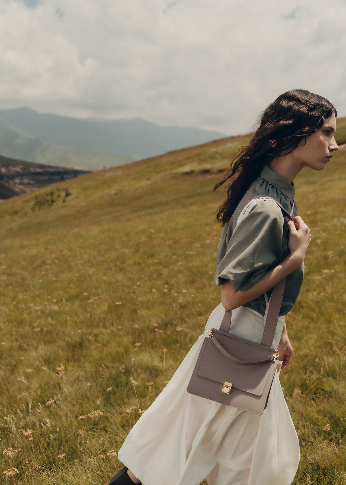 Numéro Sept - Taupe Genarbtes Leder