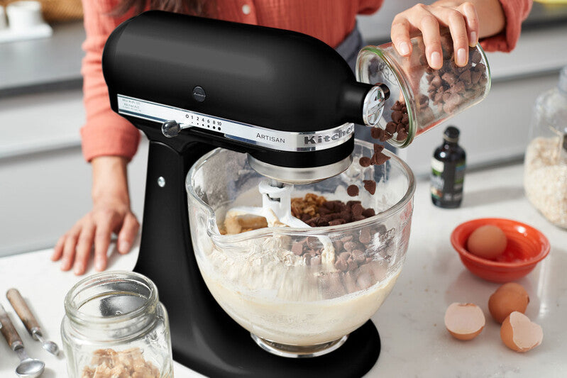 KitchenAid 4,8 L 5KSM175 Artisan Küchenmaschine Beginnerset mit Gemüseschneider