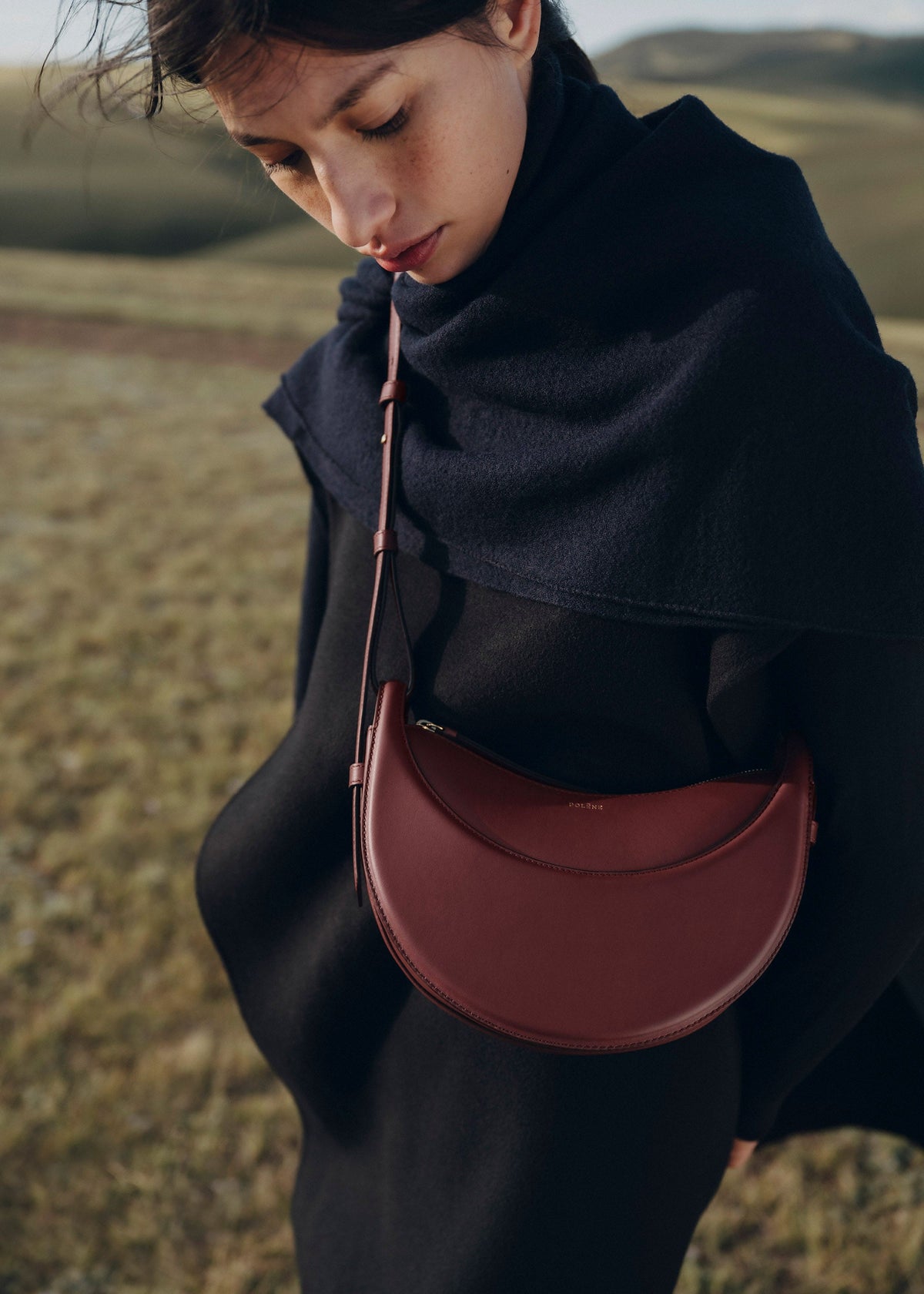 Numéro Dix - Schwarze Kirsche Glattes Leder